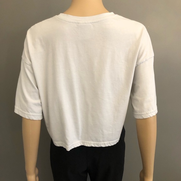 Hello Kitty Oversized Crop Top Graphic Gray T Shirt. - Picture 5 of 11